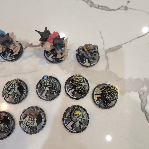 Wizkids Dials Plastic Painted Figure Toy Lot - Picture 4 of 11